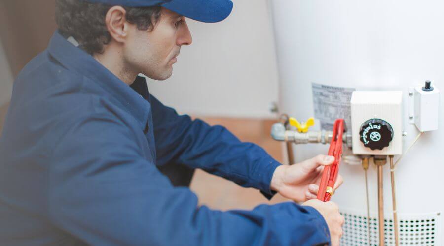 Local expert plumbing services in Grand Ridge, FL